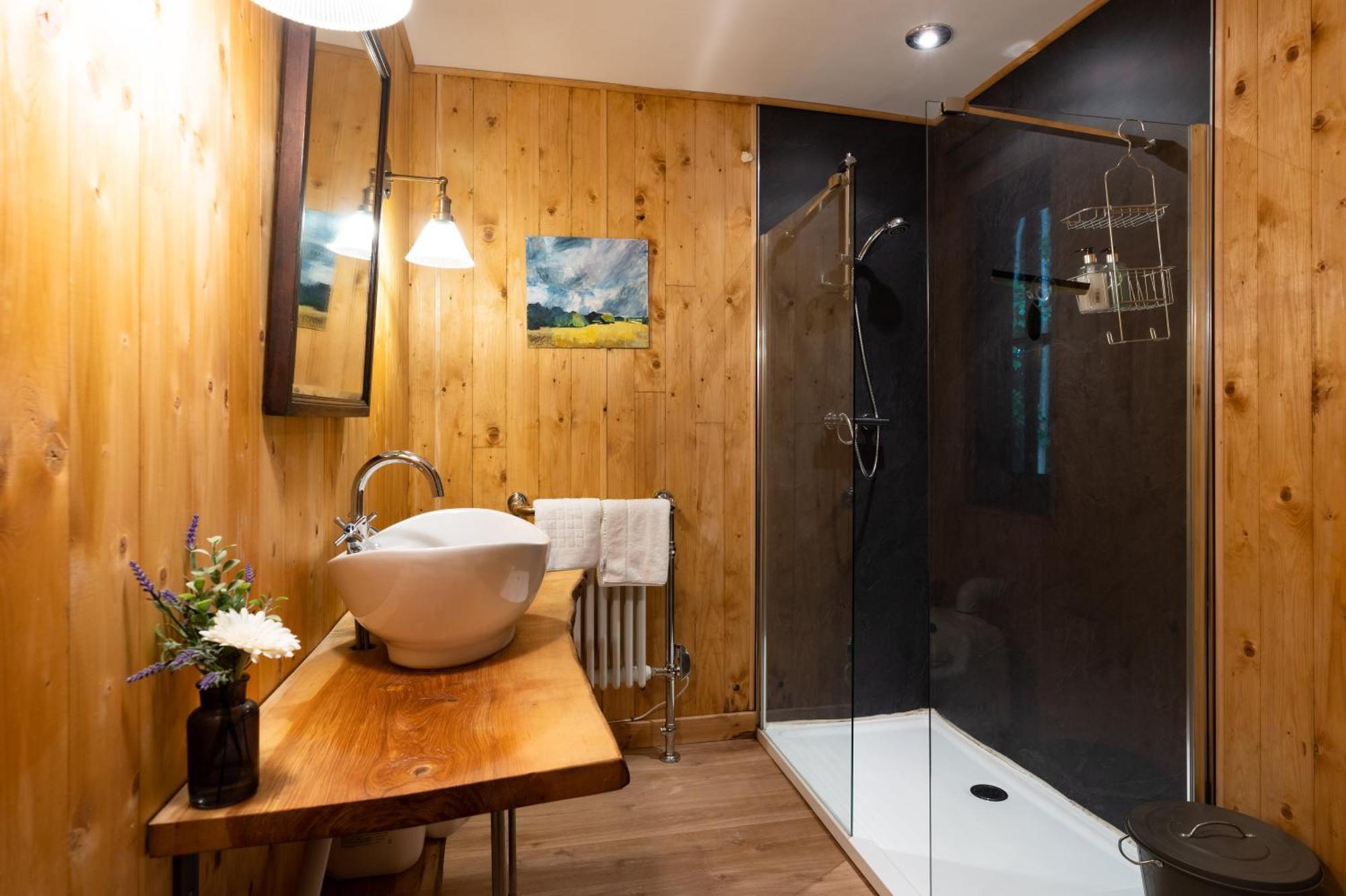 Off-Grid Relaxing Getaway At The Captain'S Rest Clachan of Campsie Exteriör bild